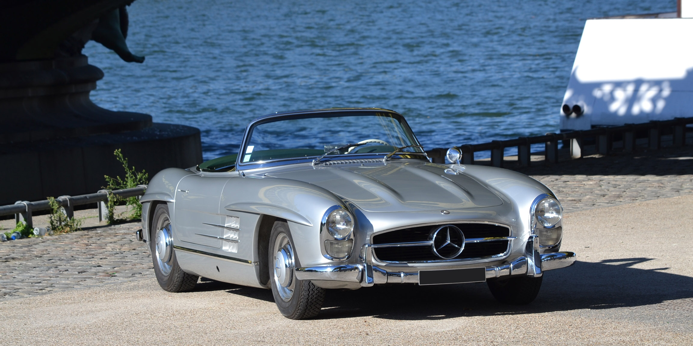 Mercedes-Benz 300 SL